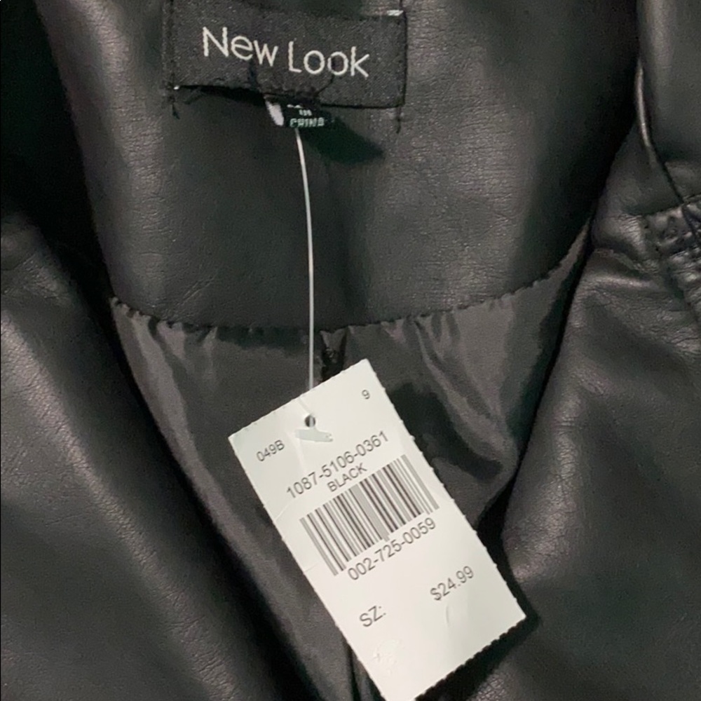 Leather jacket - Picture 3 of 3
